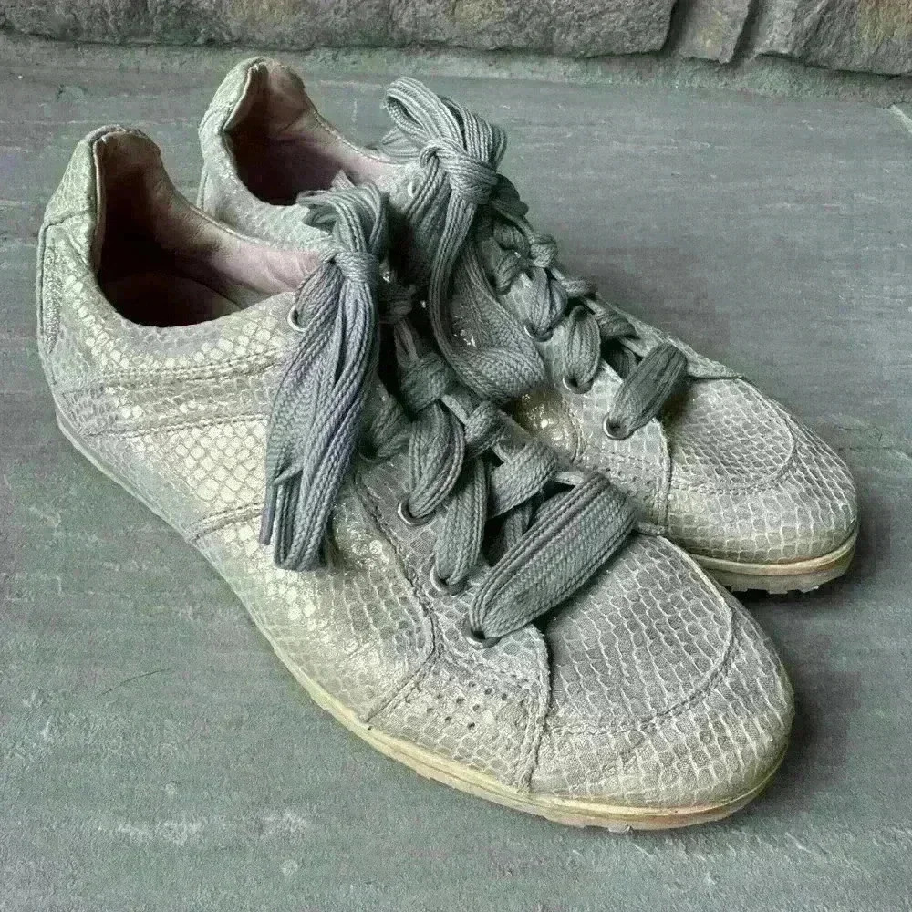 Henry And‎ Magda Shoes
Womens Size 7.5 Gold Metallic Snake Taupe Leather Golf